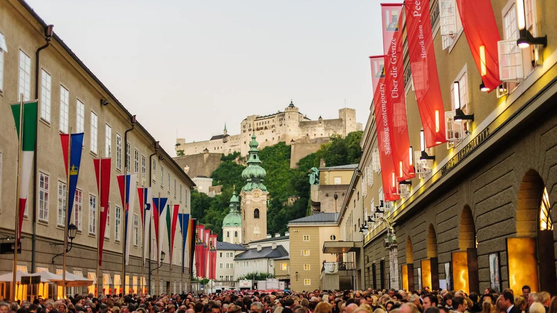 Citycenter Salzburg Am Ursulinenplatz